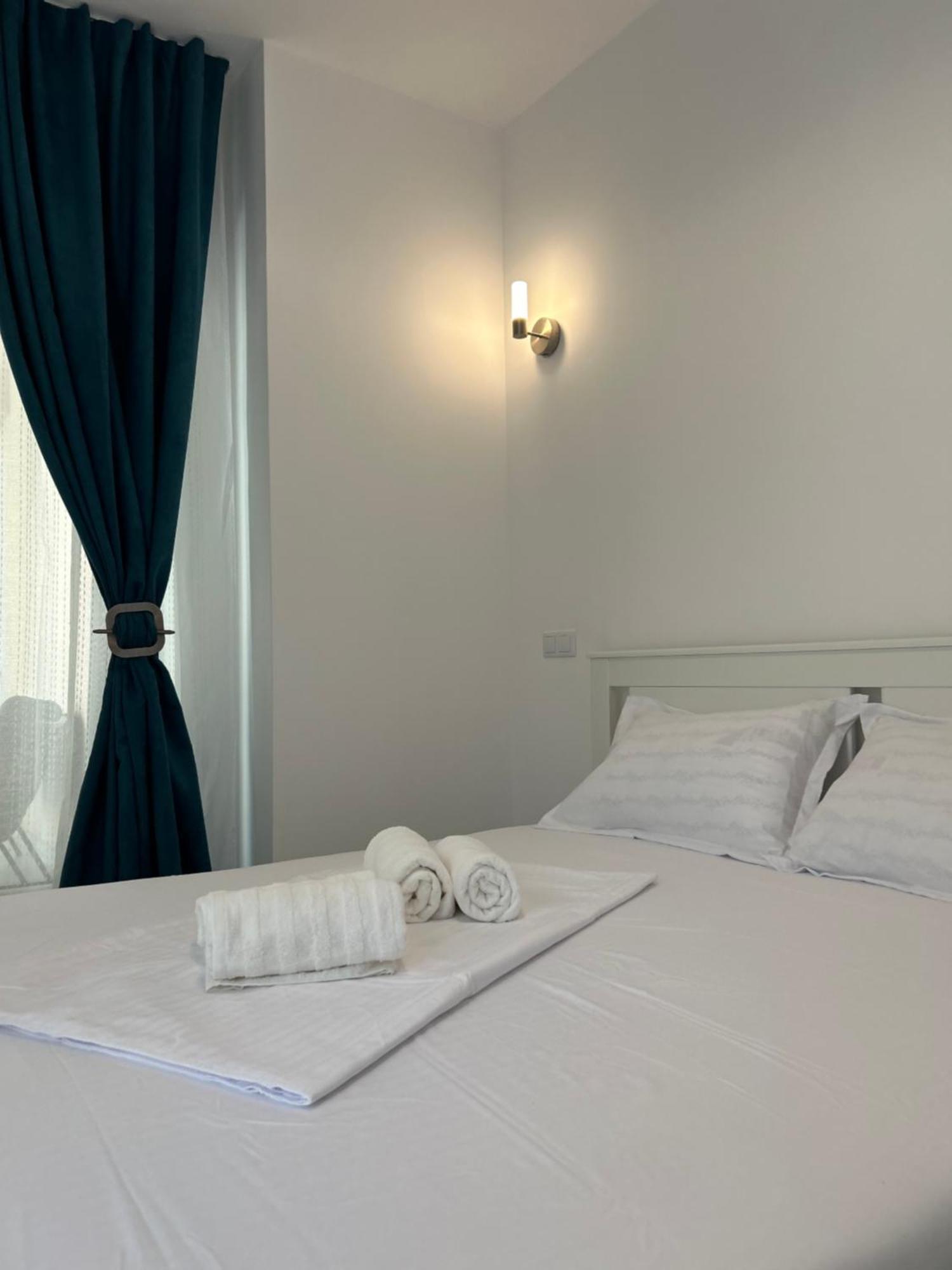 Residence Toscana#9 New Otopeni Luaran gambar