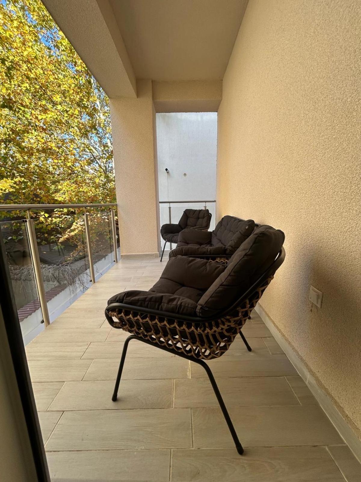 Residence Toscana#9 New Otopeni Luaran gambar