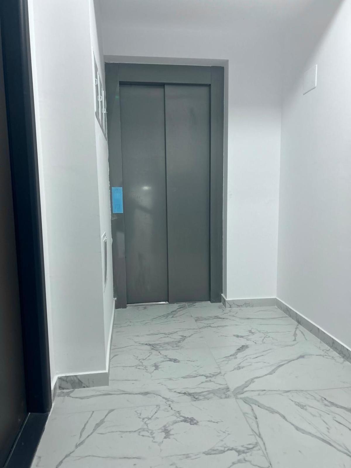 Residence Toscana#9 New Otopeni Luaran gambar